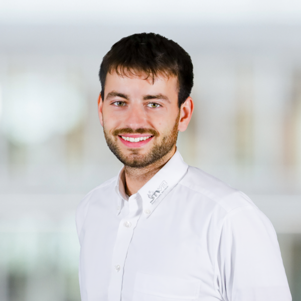 Portraitfoto Florian Kraus