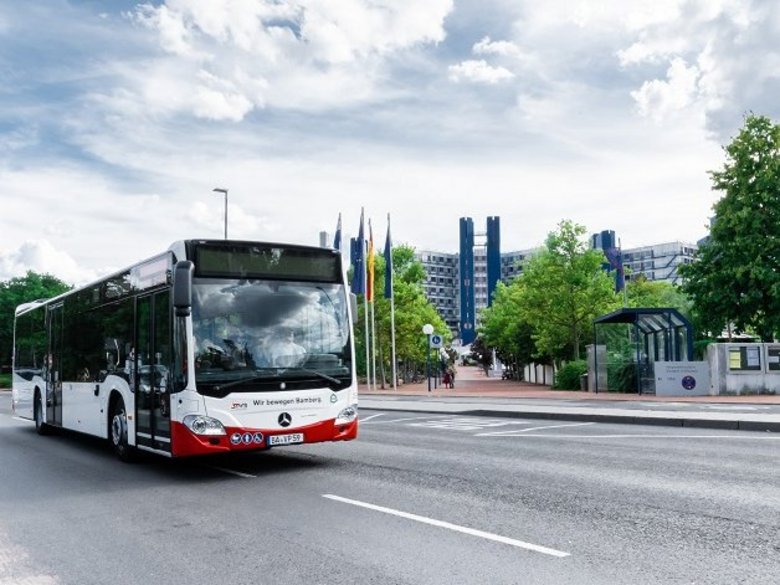 Bus vorm Klinikum