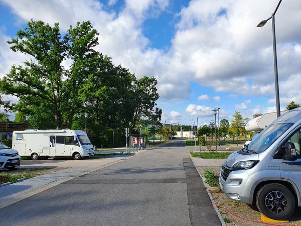 Wohnmobil auf dem Reisemobilstellplatz Bambados Wohnmobil auf dem Reisemobilstellplatz Bambados